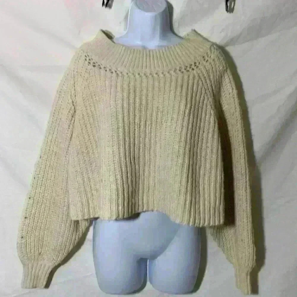 White Cropped Sweater